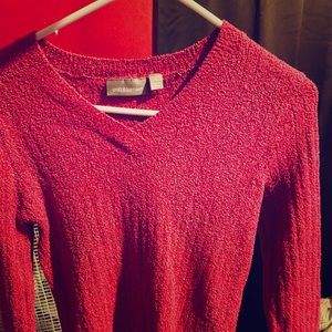 Pink fuzzy 👚 shirt